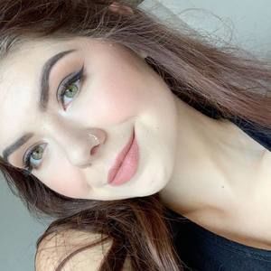 Meet your Posher, Mackenzie